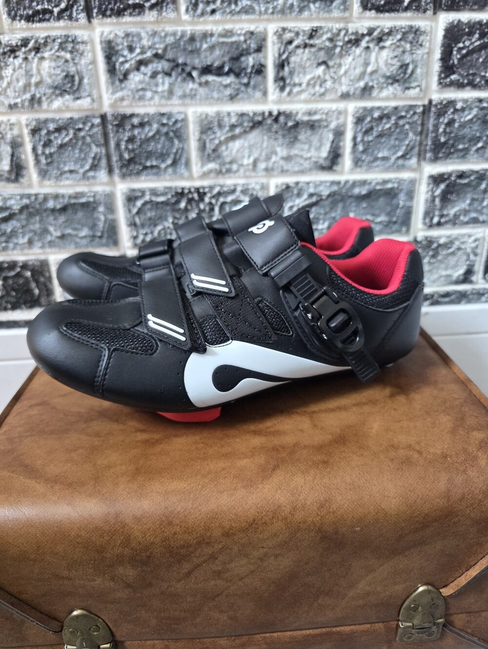 Preloton Women's Black Cycling Shoes Size 41 EUR Size 8.5/9 USA
